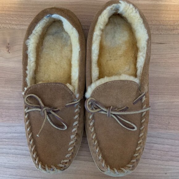 LL Bean Kids Classic Moccasins Size 4 Brown Suede Slippers - Picture 2 of 7